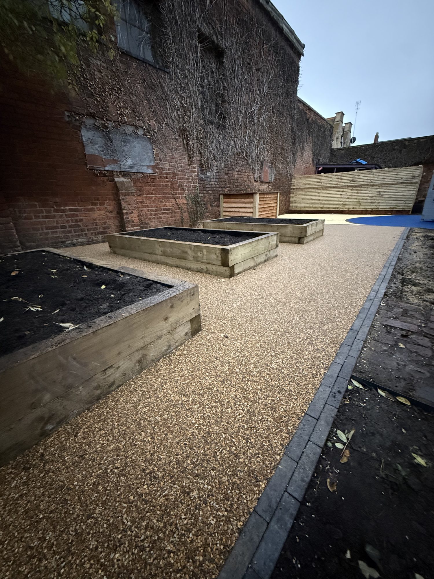 Resin-bonded driveways